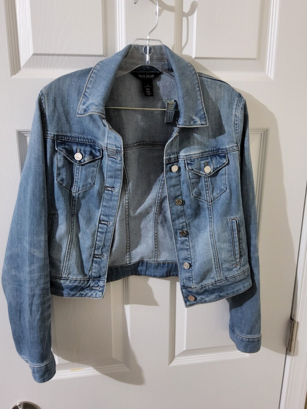 White House Black Market Denim Blue Women's Jean Jacket Size 4